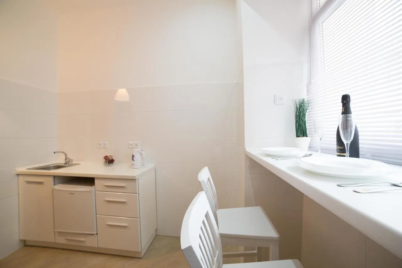 Smart Apartments З Ремонтом Дешево В Центрі Пл Теодора 5 Львов